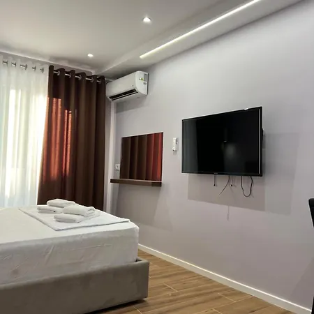- Myslym Shyri Appartamento Tirana