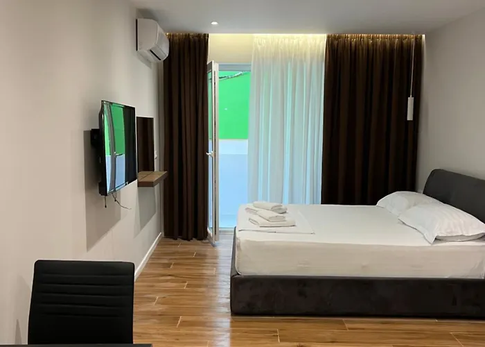 - Myslym Shyri 公寓 地拉那